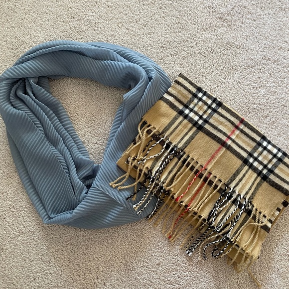 Scarf bundle - Picture 1 of 3